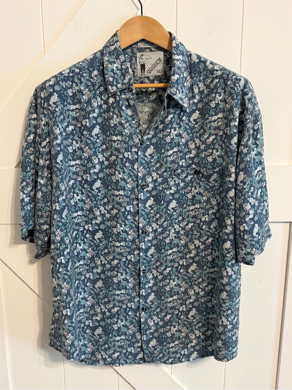 Vintage GOOUCH Men’s XL 100% Rayon Floral Shirt Made in Nepal 90s